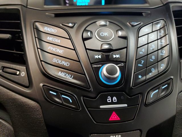 Used 2017 Ford Fiesta SE image 19