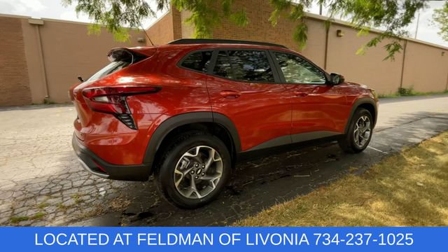 Certified 2024 Chevrolet Trax LT w/ Driver Confidence Package FWD image 8