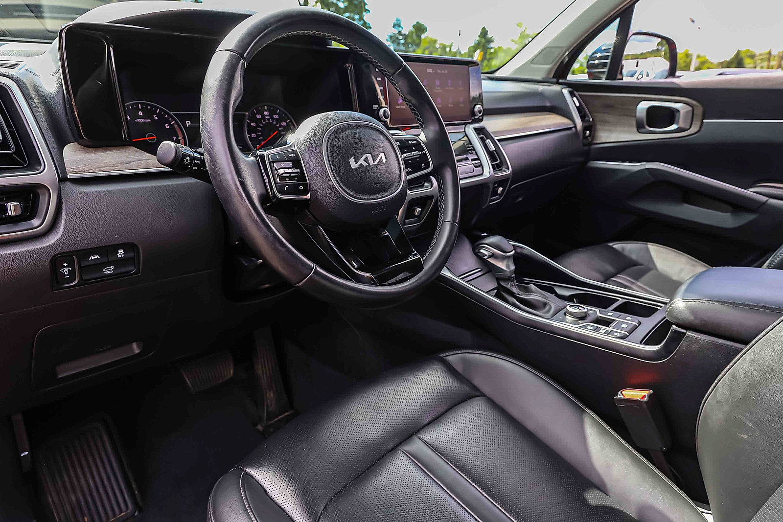 Certified 2023 Kia Sorento X-Line EX AWD/4WD image 7