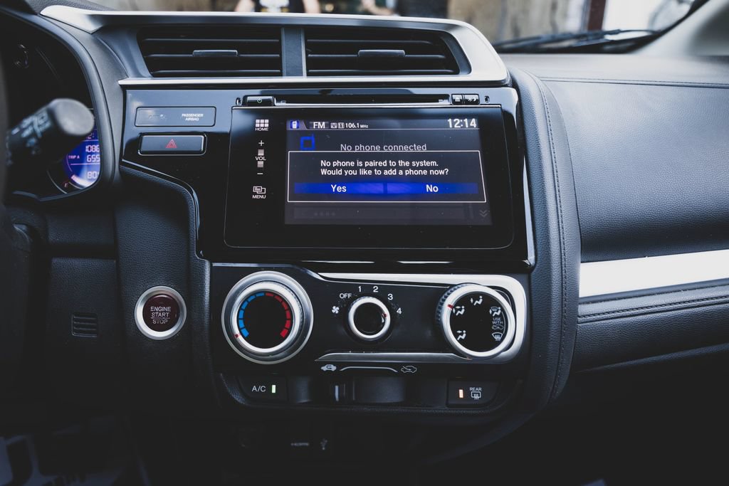 Used 2015 Honda Fit EX image 4
