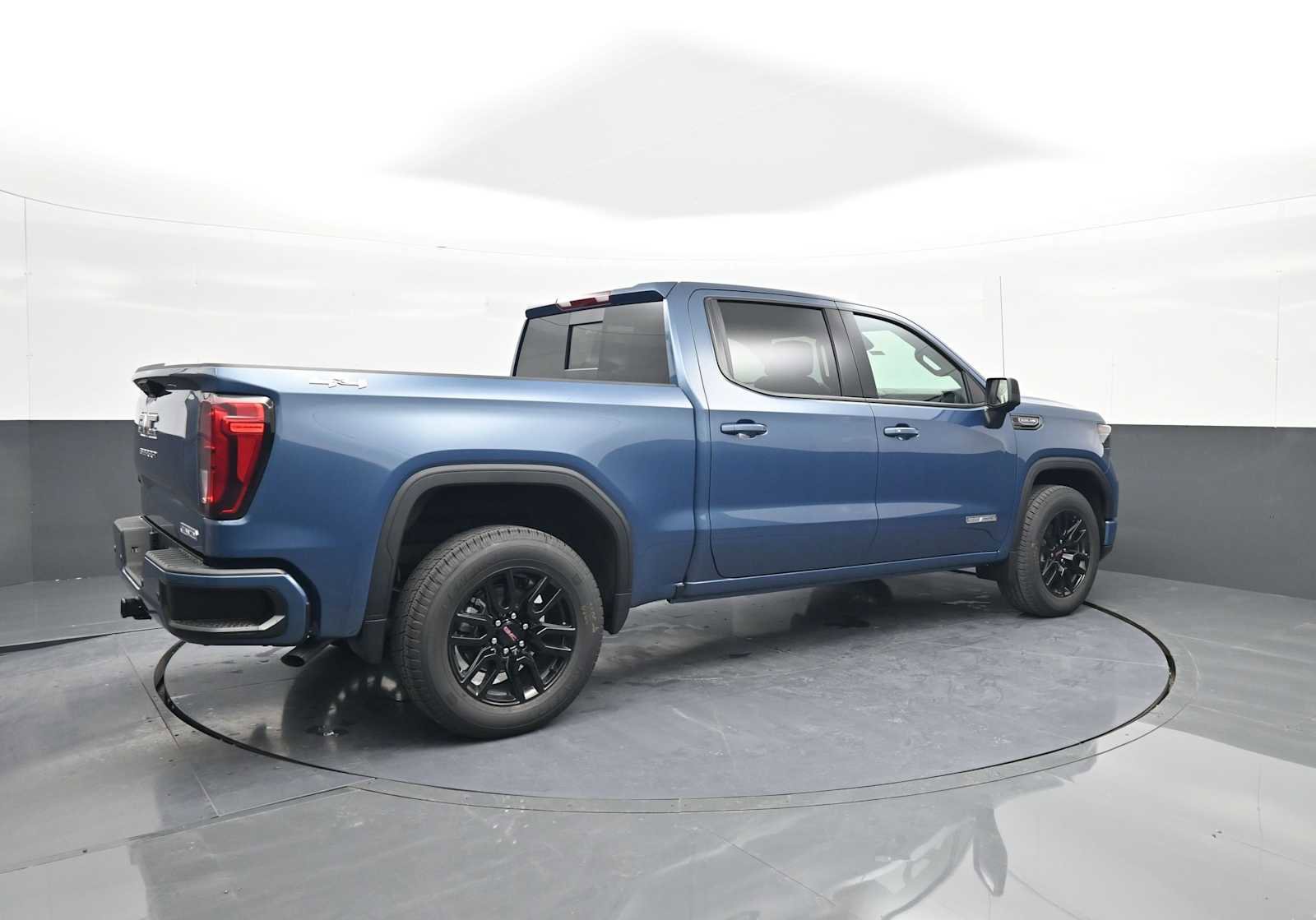 New 2026 GMC Sierra 1500 Elevation w/ Elevation Premium Package image 8
