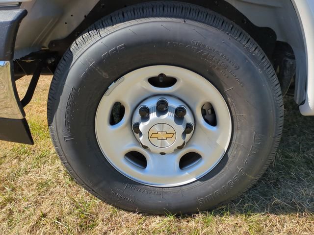 New 2025 Chevrolet Express 2500 Work Van w/ Driver Convenience Package image 10