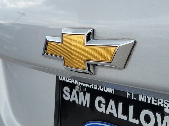 Used 2019 Chevrolet Equinox LS image 12