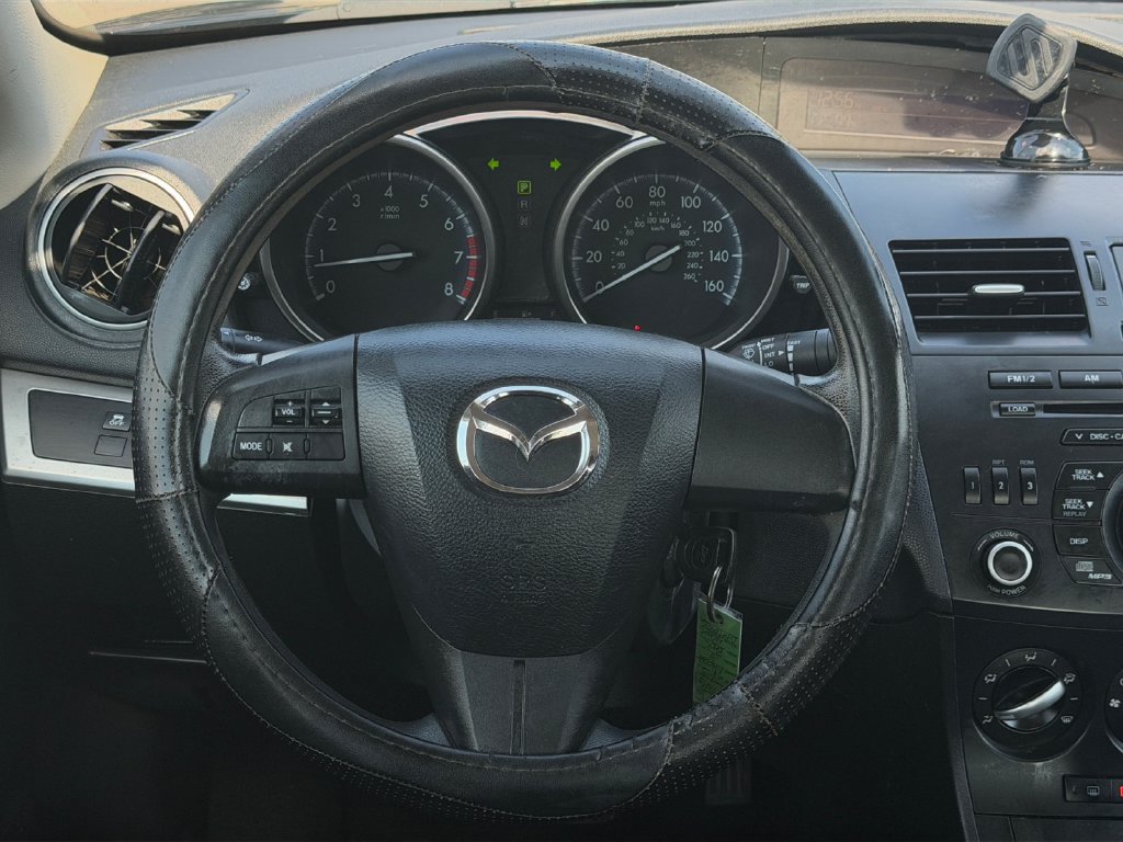 Used 2013 MAZDA MAZDA3 i SV FWD image 16