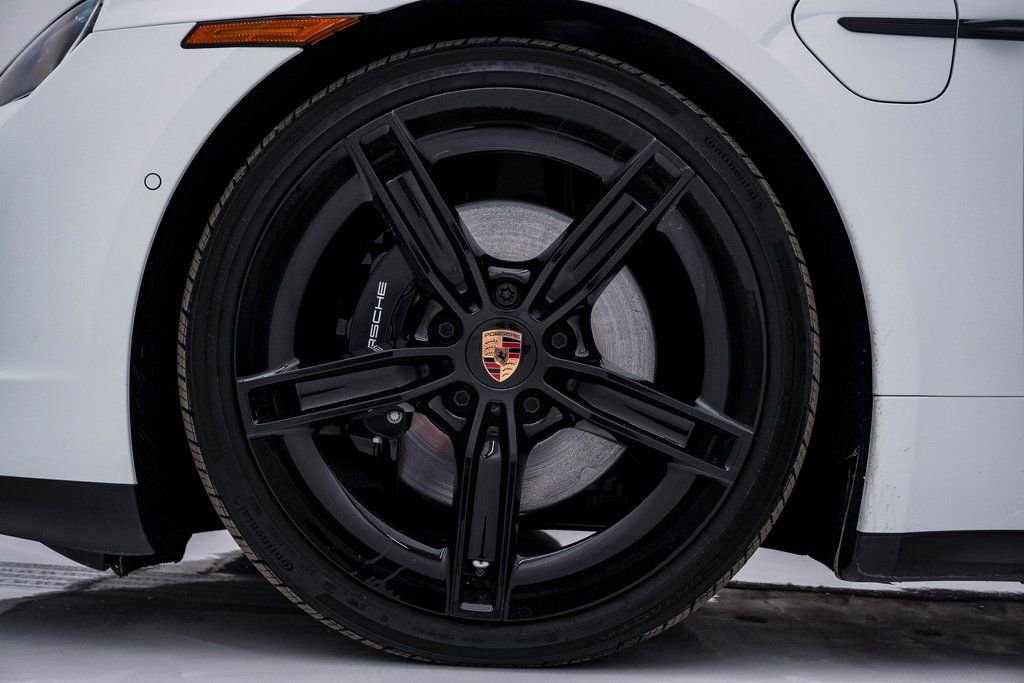 Certified 2025 Porsche Taycan image 13