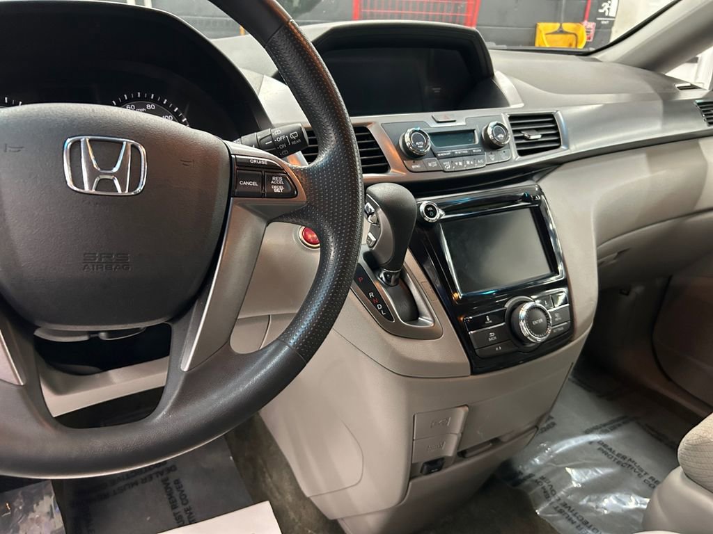Used 2015 Honda Odyssey EX image 11