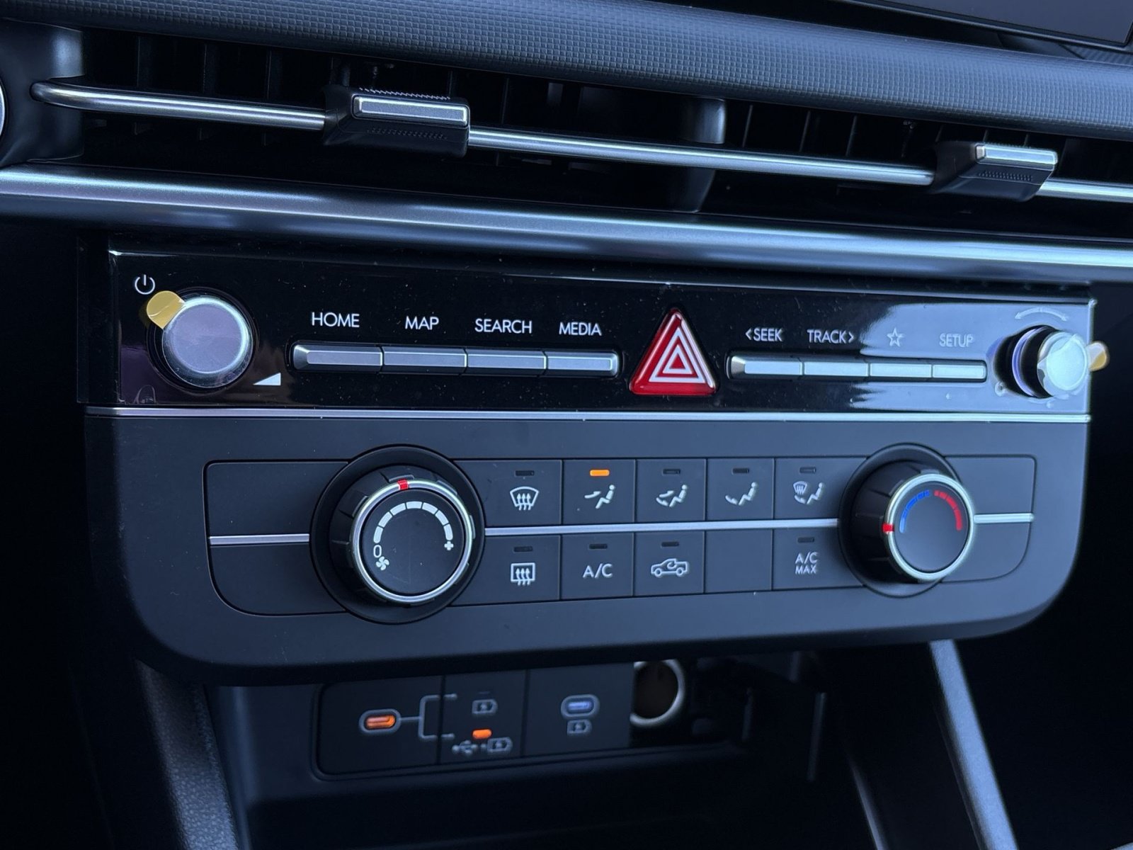 New 2027 Hyundai Santa Cruz SE AWD/4WD image 21
