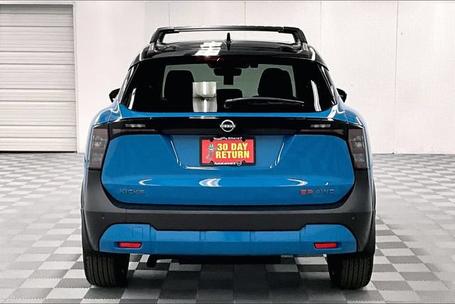 New 2025 Nissan Kicks SR w/ SR Premium Package AWD/4WD image 4