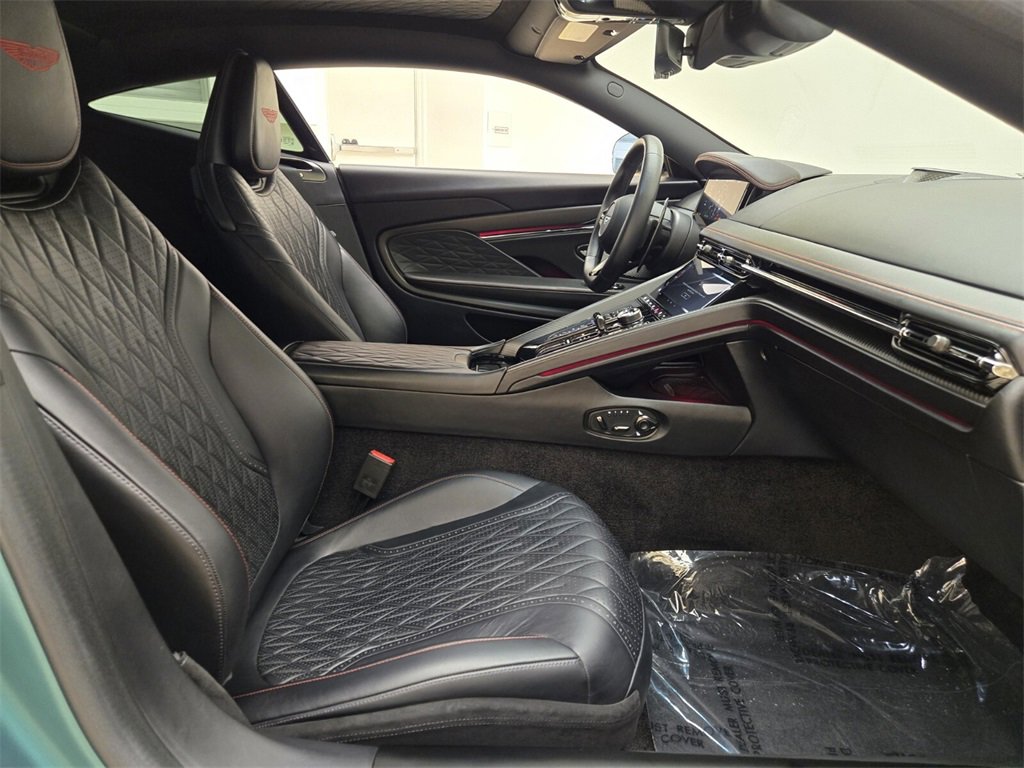 Used 2024 Aston Martin DB12 Coupe image 20