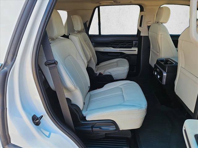 Used 2021 Ford Expedition Platinum AWD/4WD image 29
