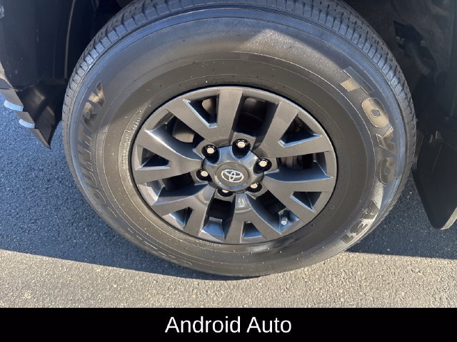 Used 2022 Toyota Tacoma SR5 AWD/4WD image 10