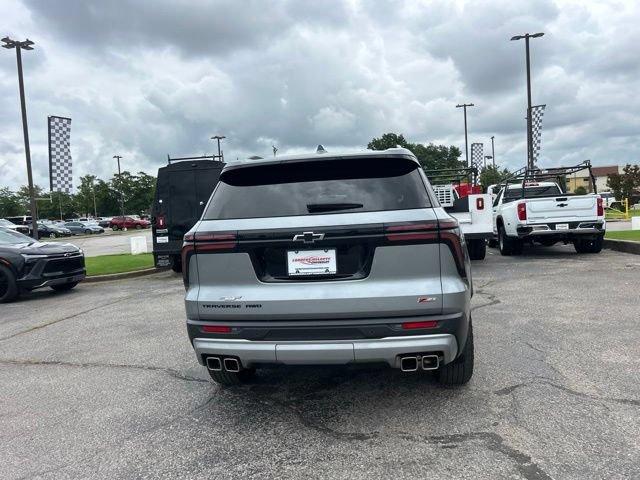 Used 2025 Chevrolet Traverse Z71 w/ Driver Confidence Package AWD/4WD image 4
