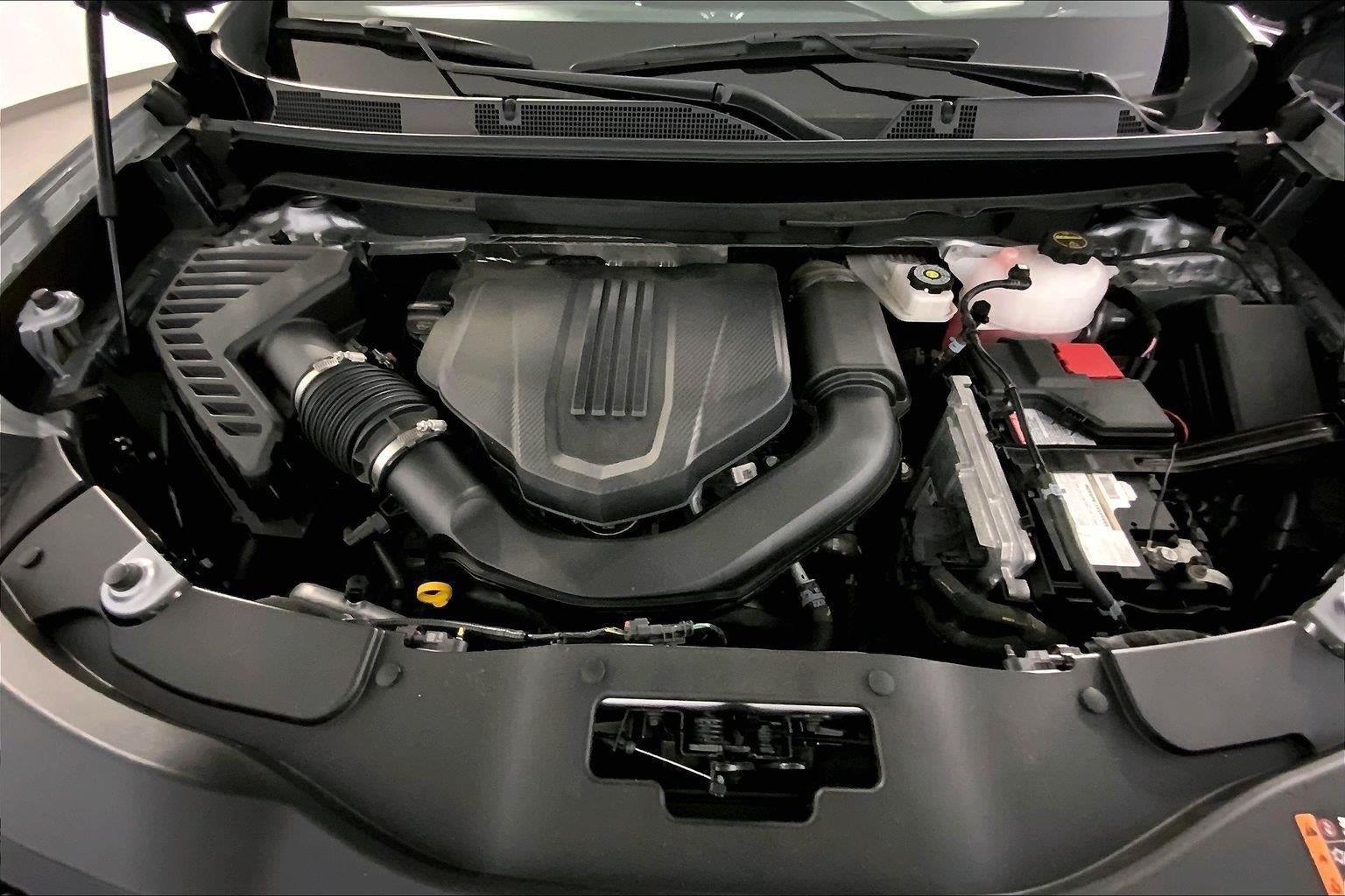 Used 2025 GMC Acadia Elevation AWD/4WD image 10