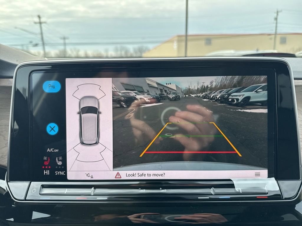 New 2026 Volkswagen Atlas SE image 22