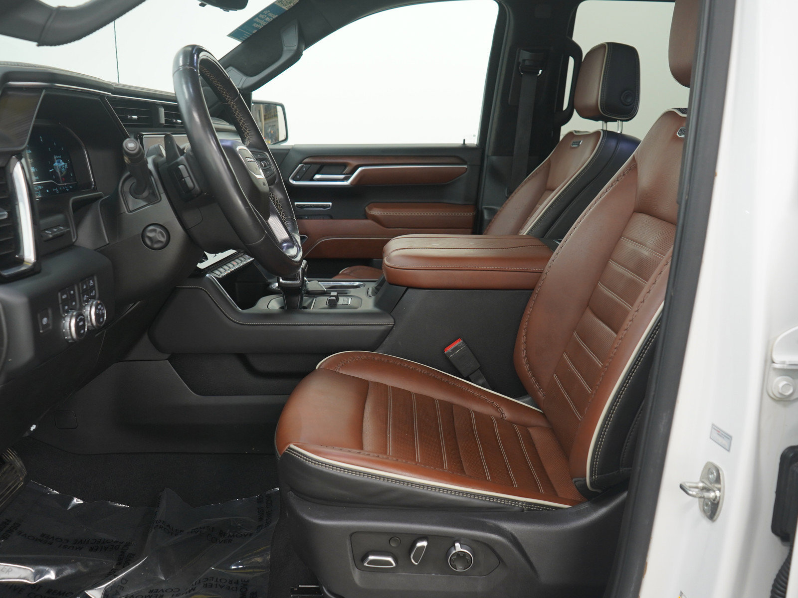 Used 2023 GMC Sierra 1500 Denali Ultimate AWD/4WD image 24