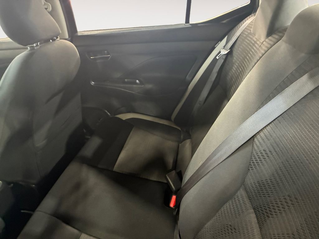 Used 2021 Nissan Versa SV image 16