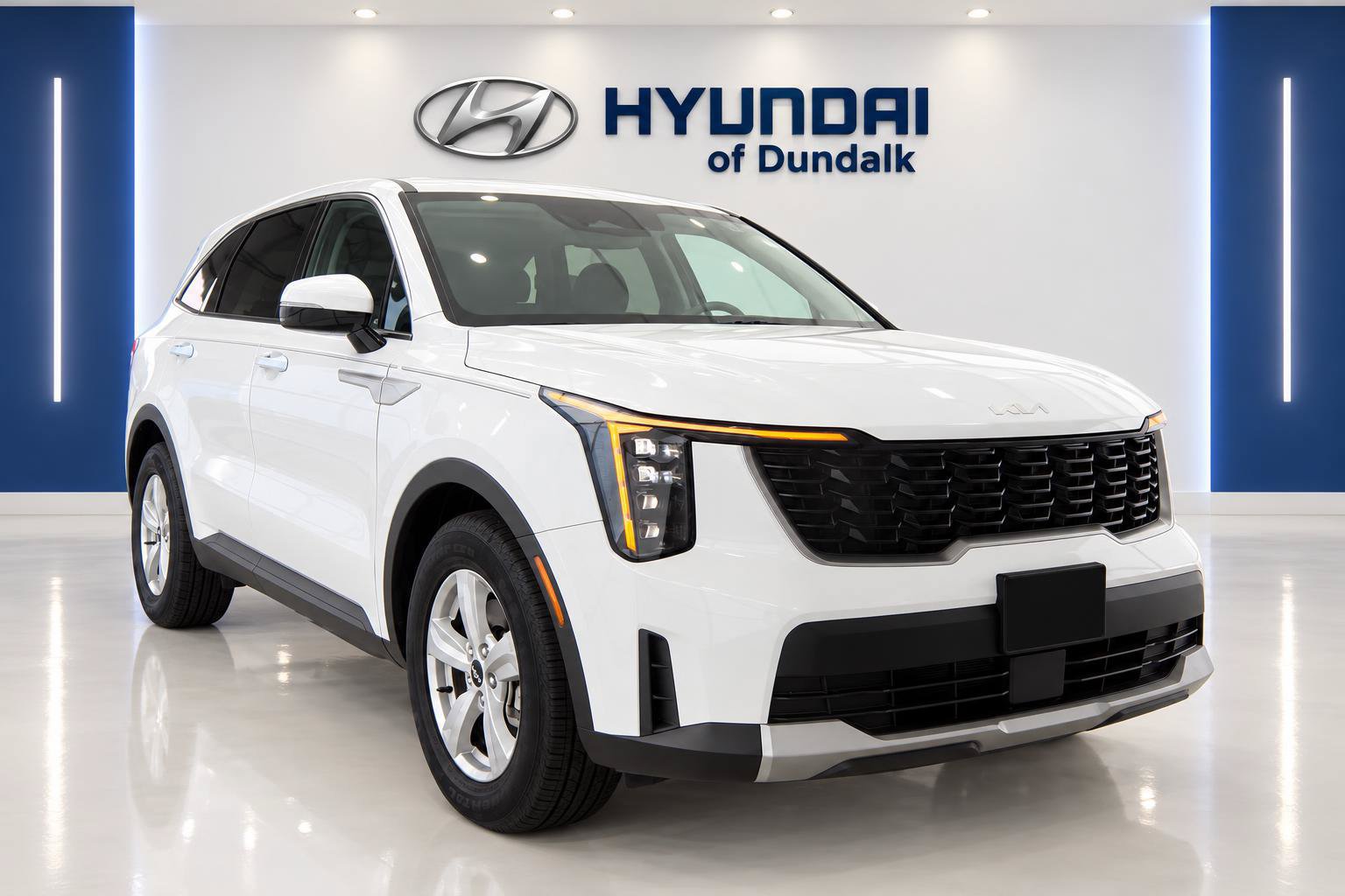 Used 2024 Kia Sorento LX FWD image 3