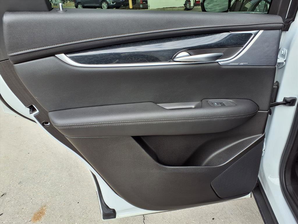 Certified 2025 Cadillac XT5 Premium Luxury image 17