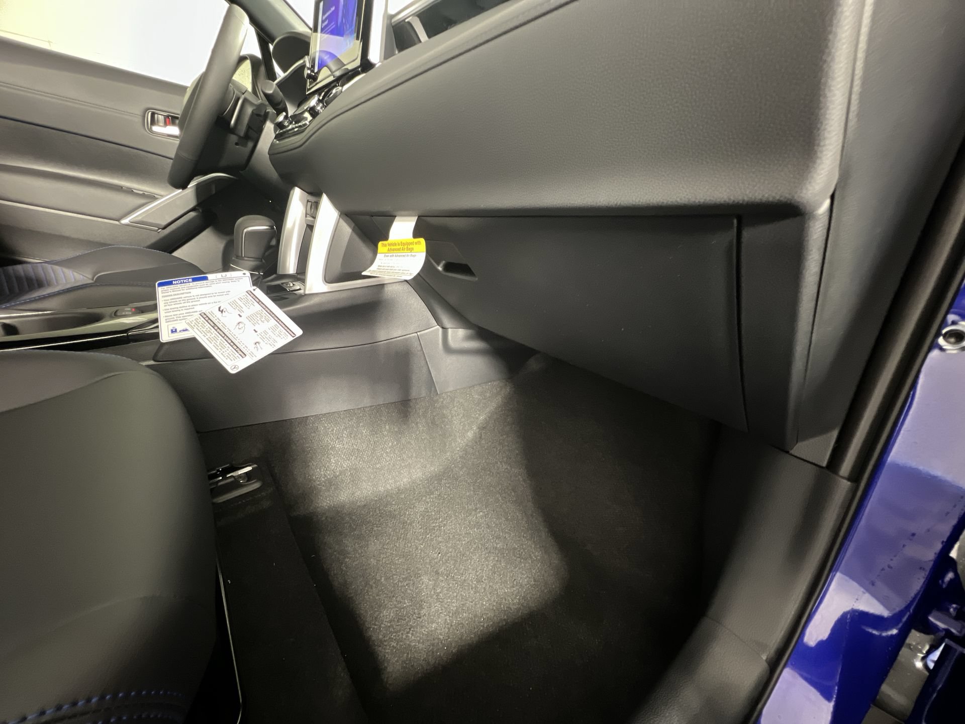 Used 2024 Toyota Corolla Cross AWD Hybrid w/ Convenience Package image 35