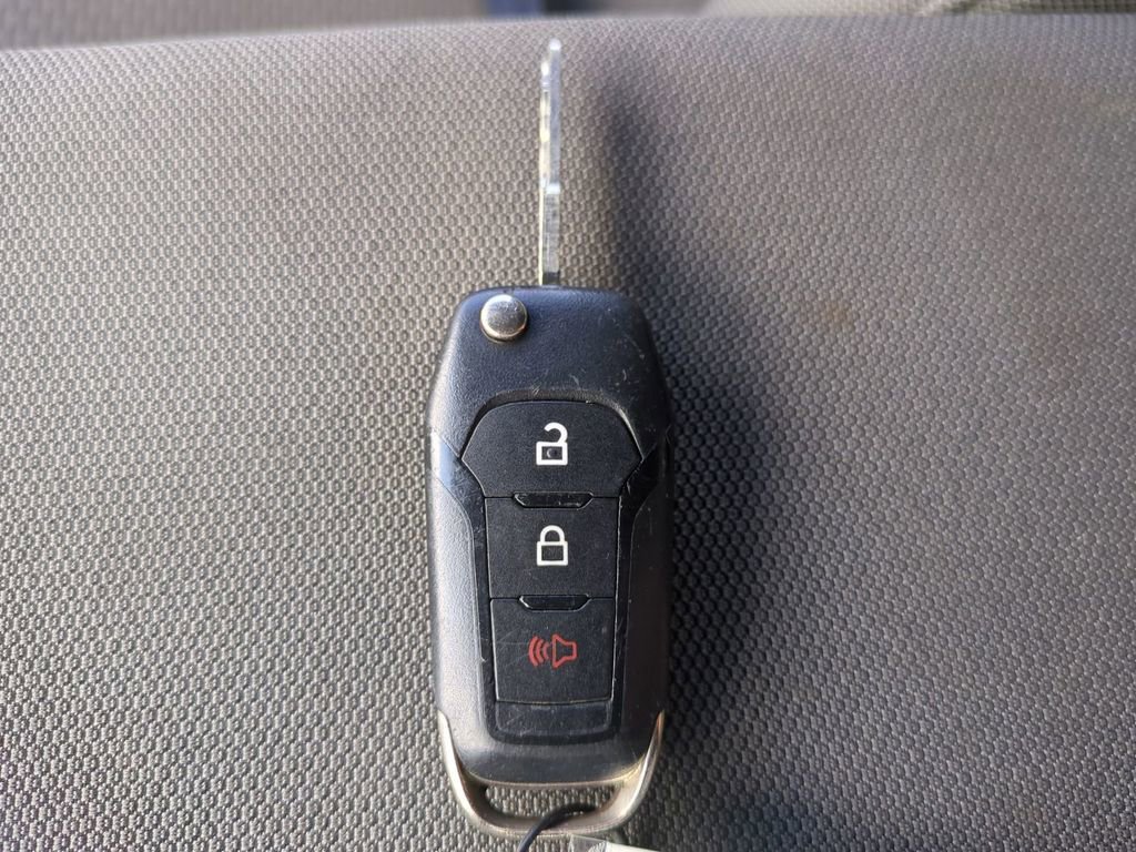 Used 2018 Ford F150 XLT w/ Trailer Tow Package image 35