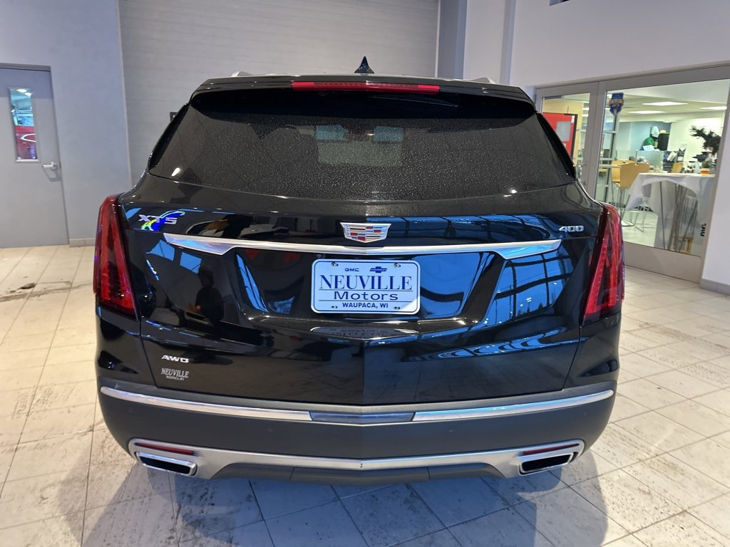 Used 2025 Cadillac XT5 Premium Luxury image 4