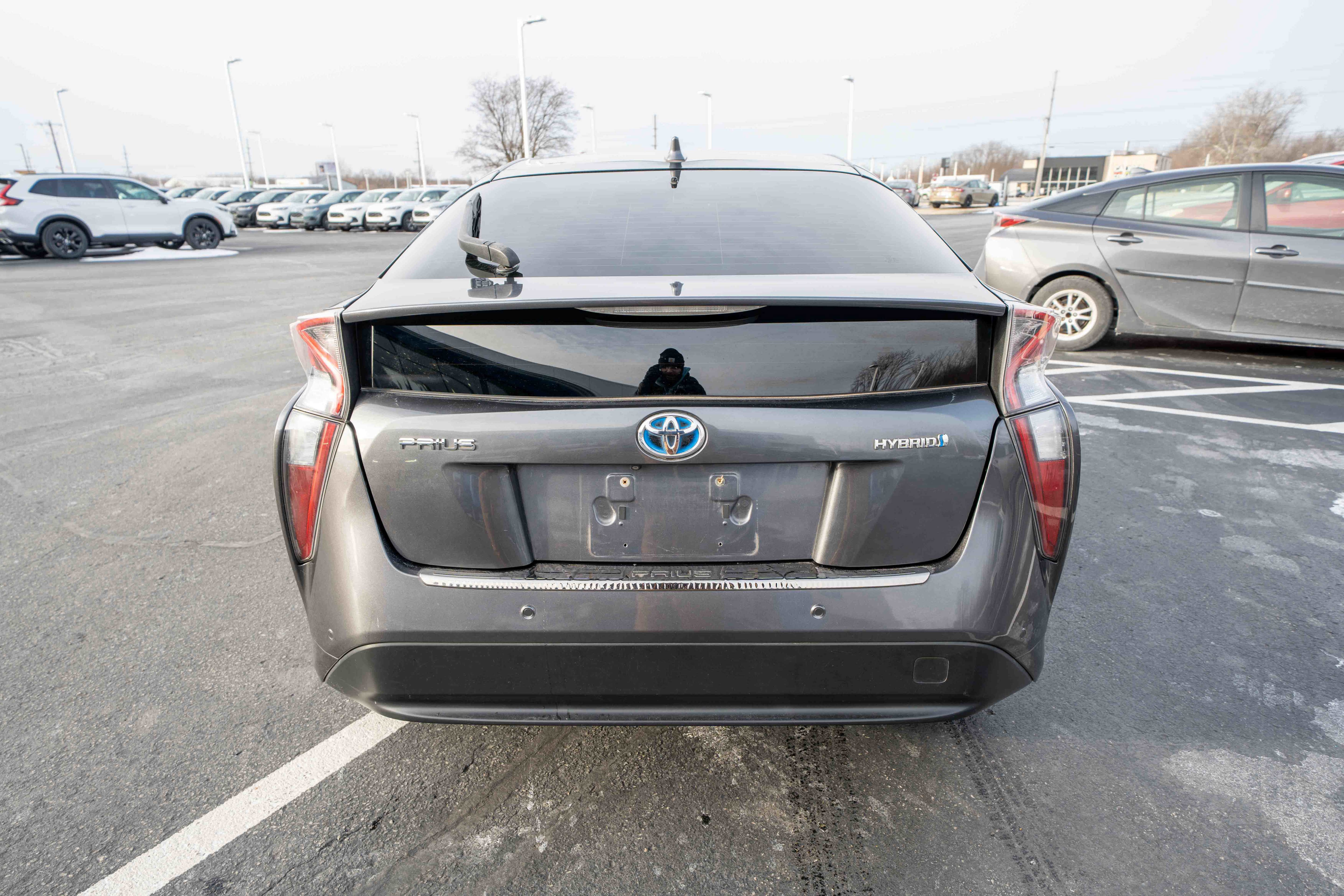 Used 2017 Toyota Prius Four image 5