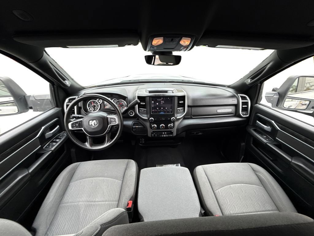 Used 2024 RAM 3500 Big Horn AWD/4WD image 19
