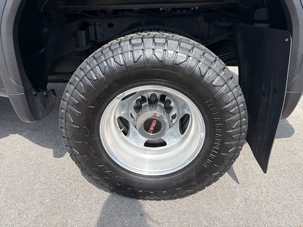 Used 2023 GMC Sierra 3500 Denali w/ Denali Ultimate Package AWD/4WD image 13