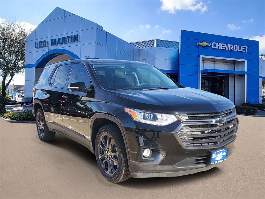 Used 2020 Chevrolet Traverse RS image 2