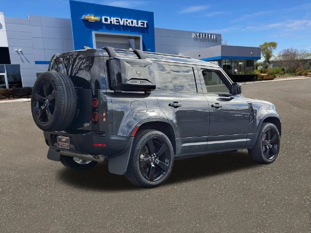 Used 2022 Land Rover Defender 110 S AWD/4WD image 23