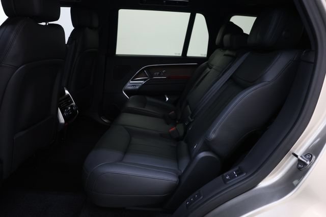 Used 2025 Land Rover Range Rover Long Wheelbase SE AWD/4WD image 81