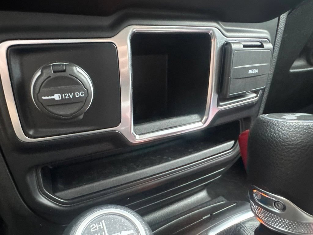 Used 2021 Jeep Wrangler Unlimited Sport AWD/4WD image 37