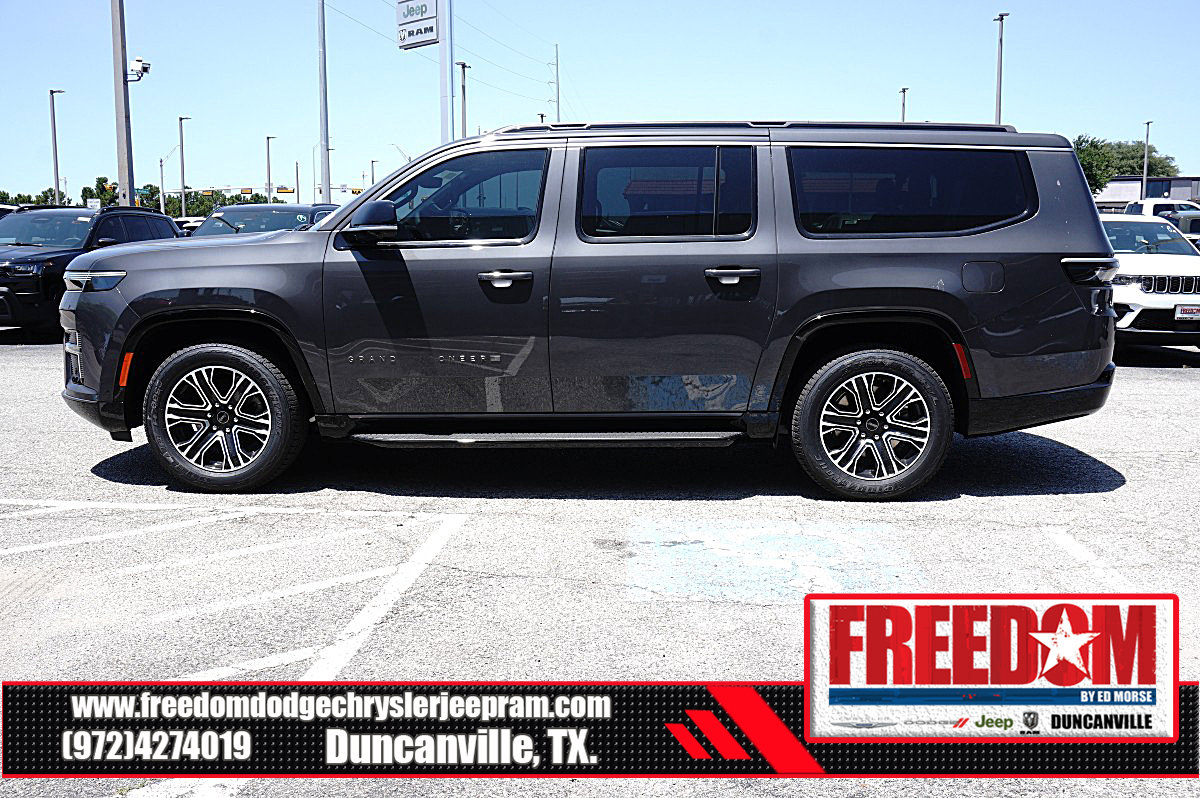 New 2026 Jeep Grand Wagoneer L 2WD w/ Premium Group I image 2