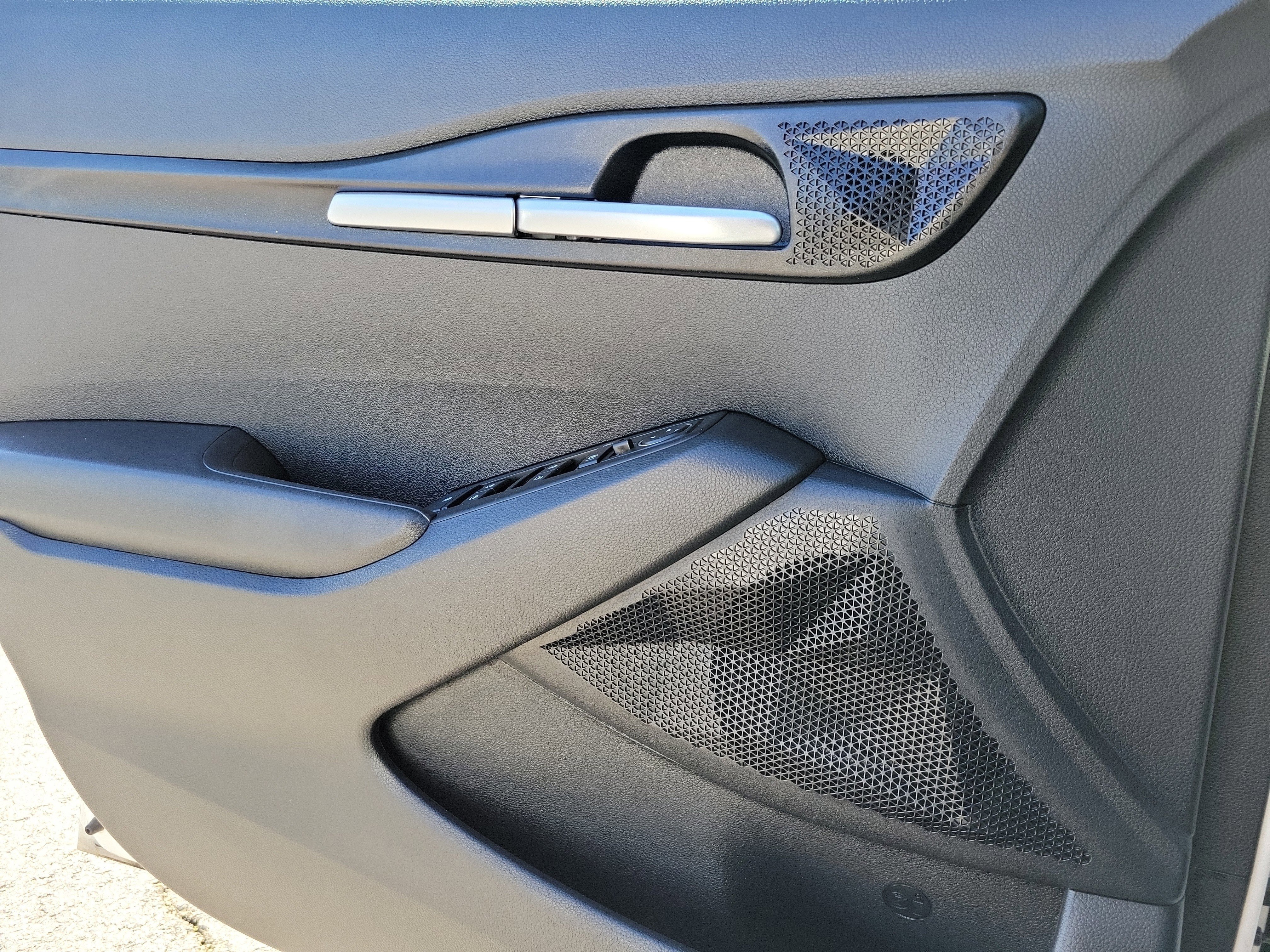 Used 2023 Kia Seltos LX image 19