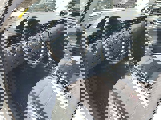 Used 2021 Volkswagen Passat 2.0T SE image 19