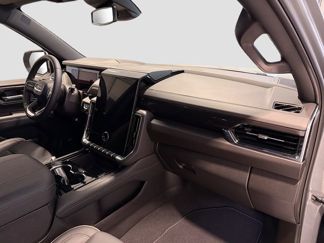 New 2026 GMC Yukon XL Elevation image 29