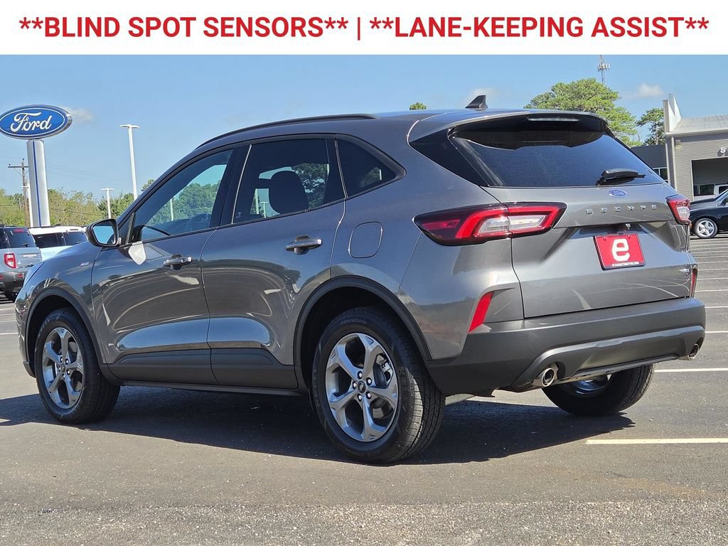 Used 2025 Ford Escape ST-Line Select AWD/4WD image 6