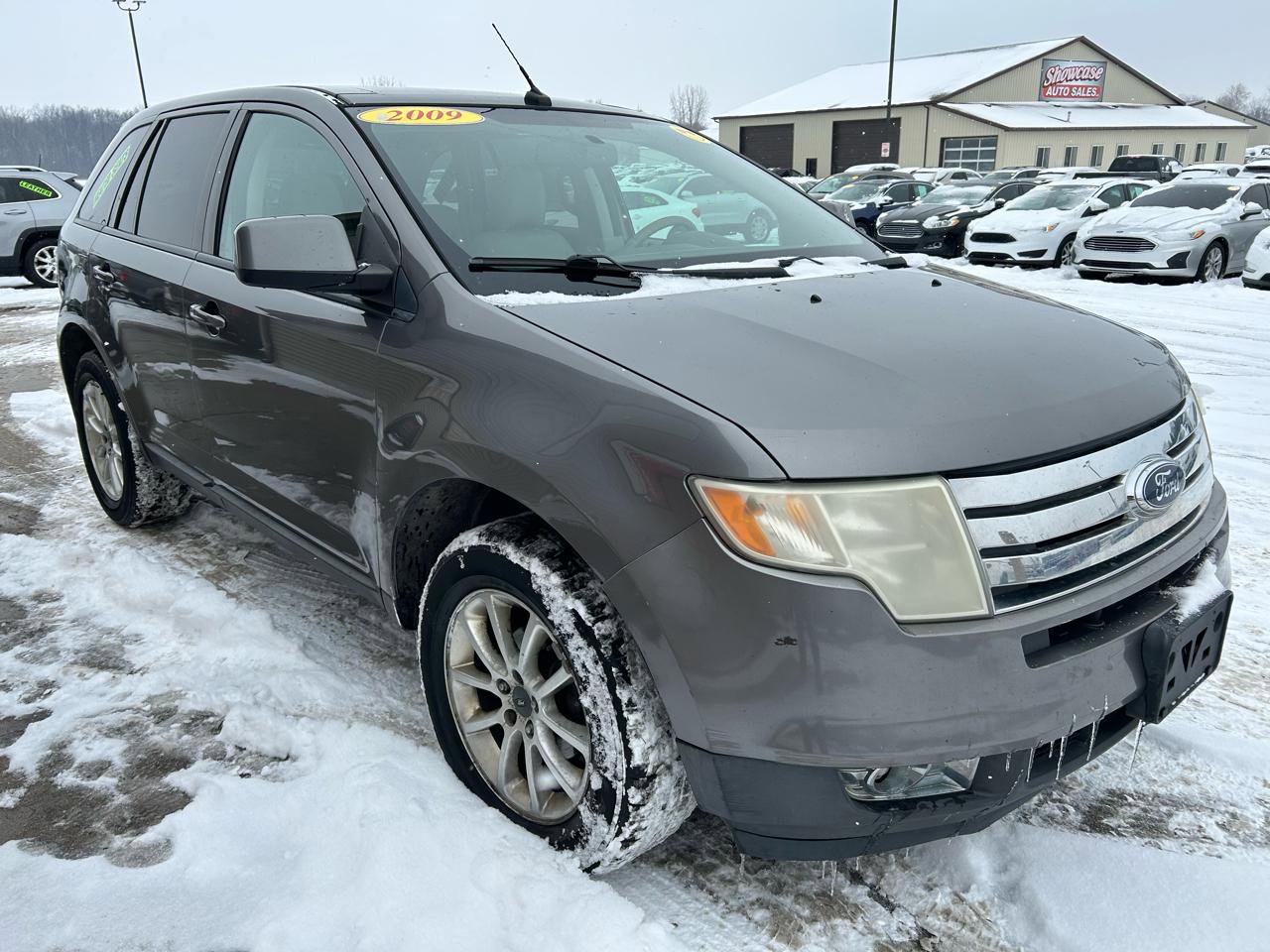 Used 2009 Ford Edge SEL FWD image 3