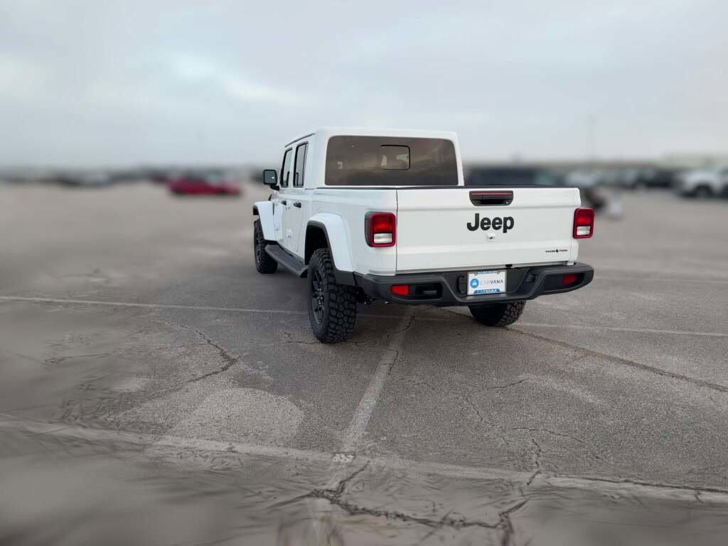 New 2026 Jeep Gladiator Sport image 9