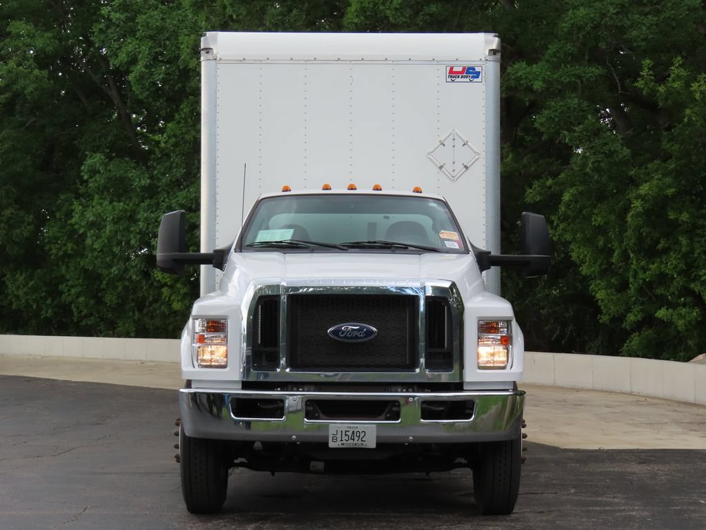 Used 2022 Ford F750 2WD Regular Cab Super Duty image 11