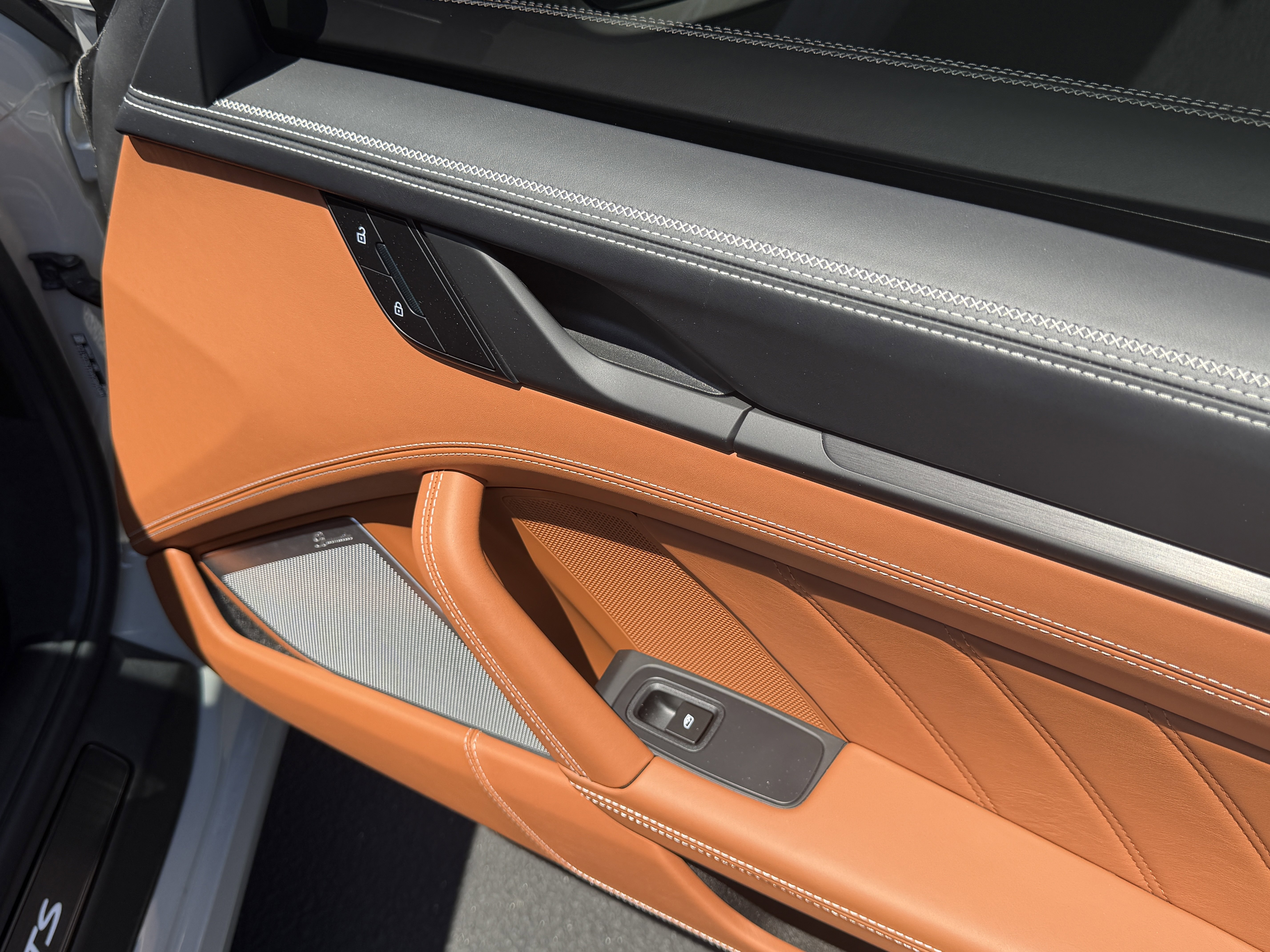 Used 2026 Porsche 911 Carrera 4 GTS AWD/4WD image 25