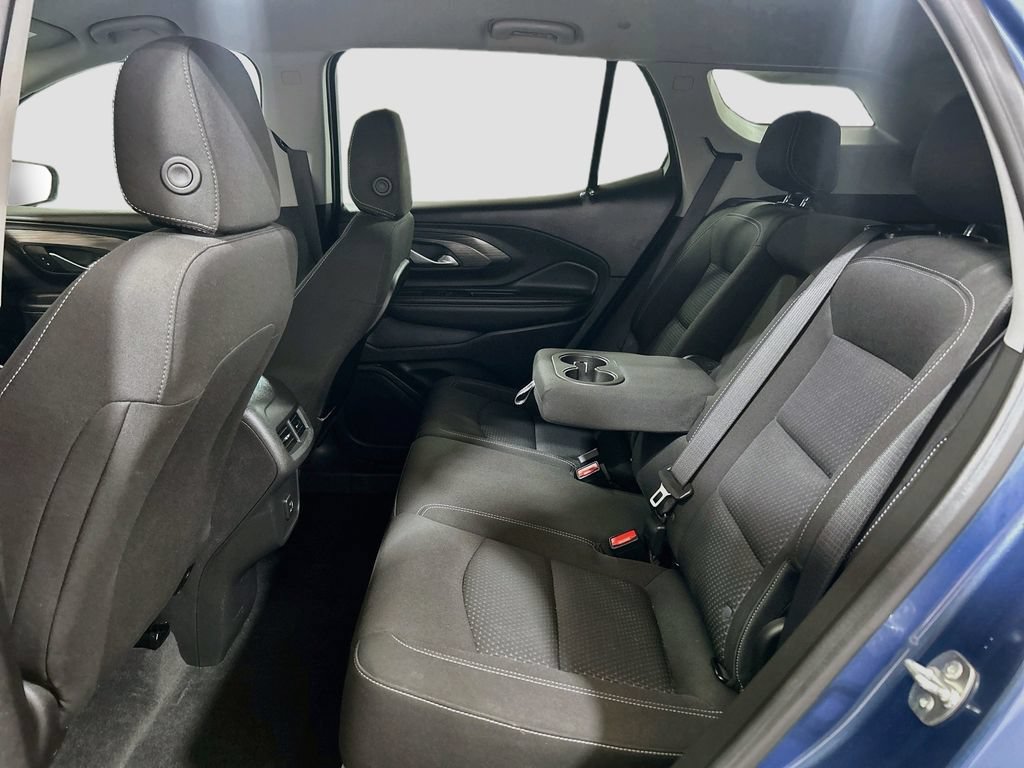 Used 2024 GMC Terrain SLE w/ Driver Convenience Package FWD image 22