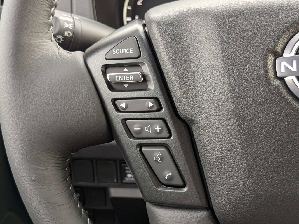 New 2026 Nissan Frontier SV image 9