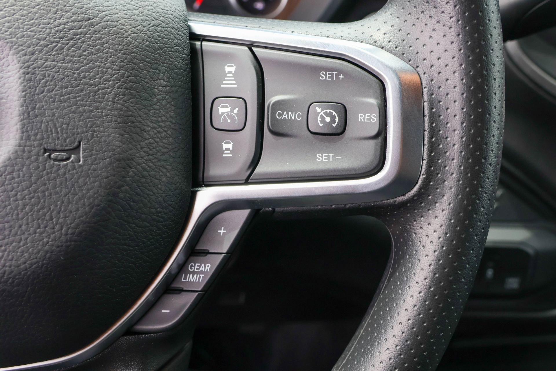 New 2026 RAM 2500 Tradesman AWD/4WD image 25