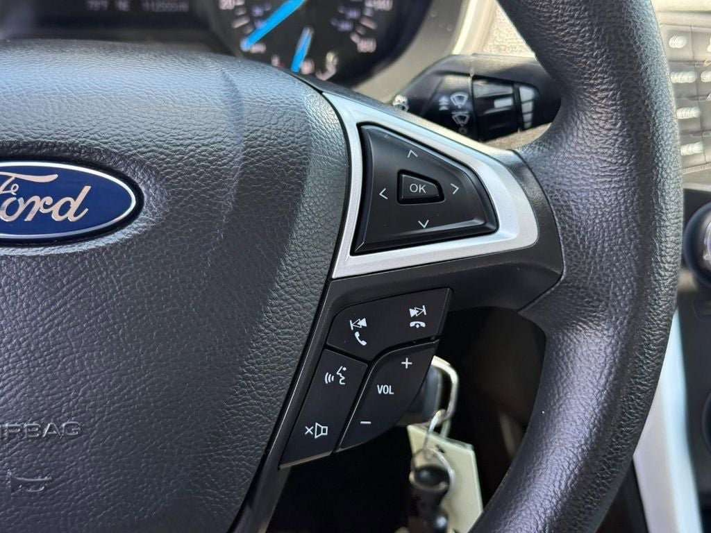 Used 2015 Ford Fusion SE FWD image 20