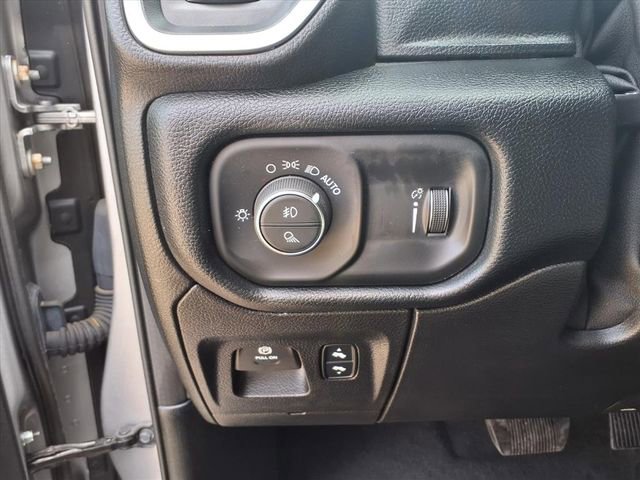 Used 2021 RAM 1500 Big Horn image 17