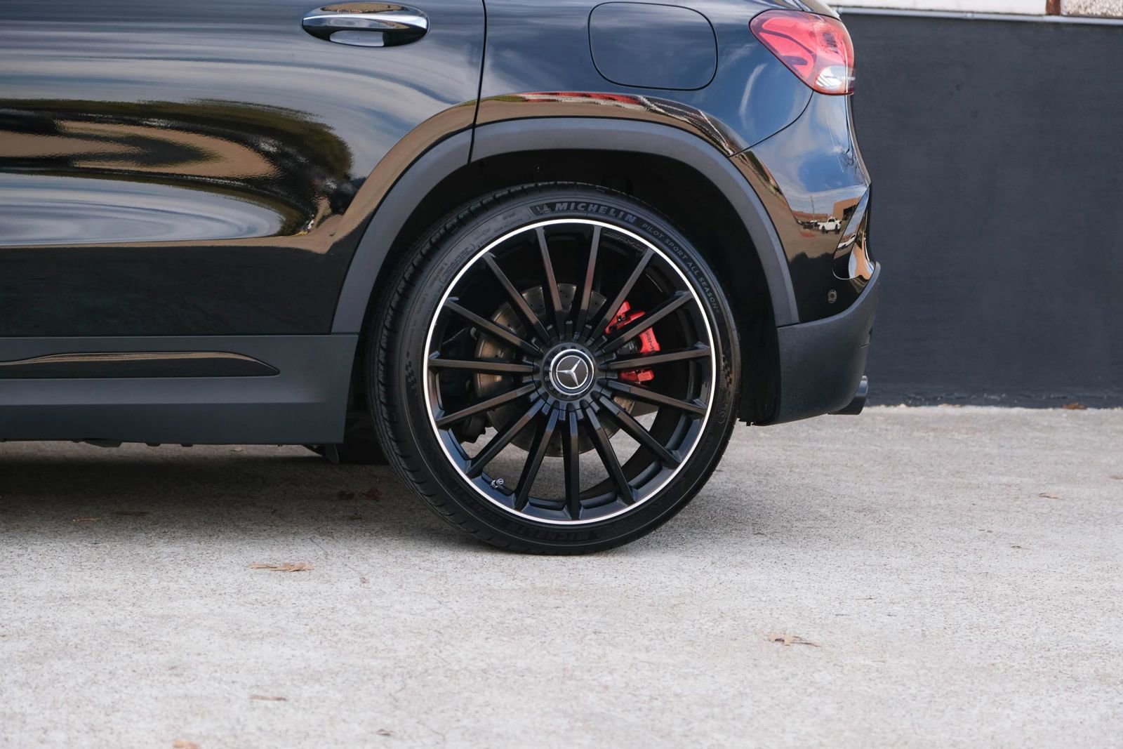 Used 2022 Mercedes-Benz GLA 45 AMG GLA 45 Sport Utility 4D image 10