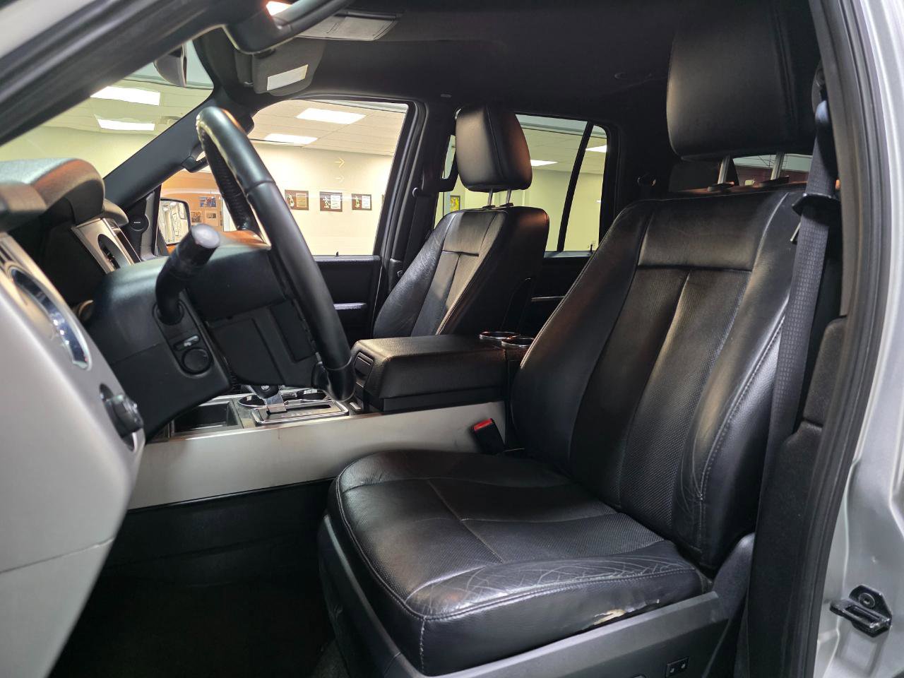 Used 2017 Ford Expedition EL Limited image 7
