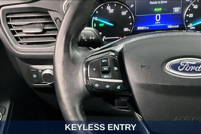 Used 2022 Ford Escape SE w/ SE Sport Appearance Package AWD/4WD image 15