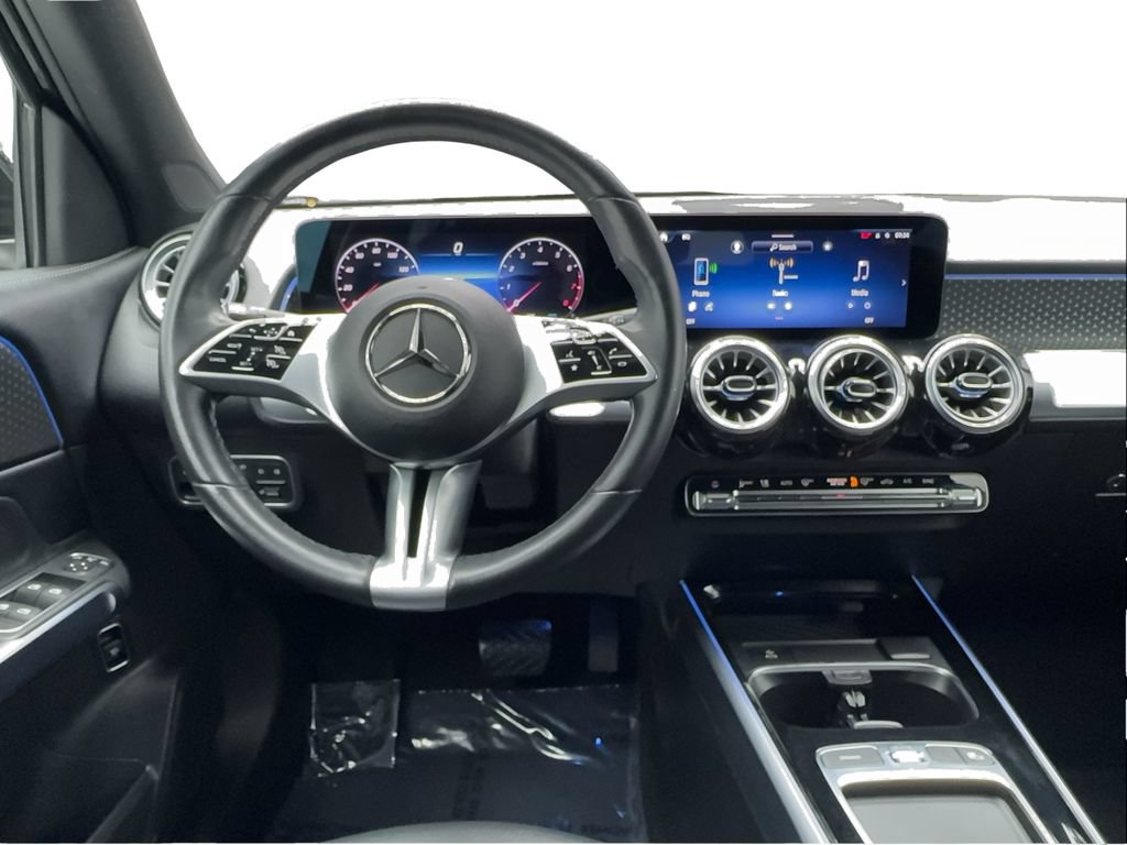 Used 2024 Mercedes-Benz GLB 250 image 34